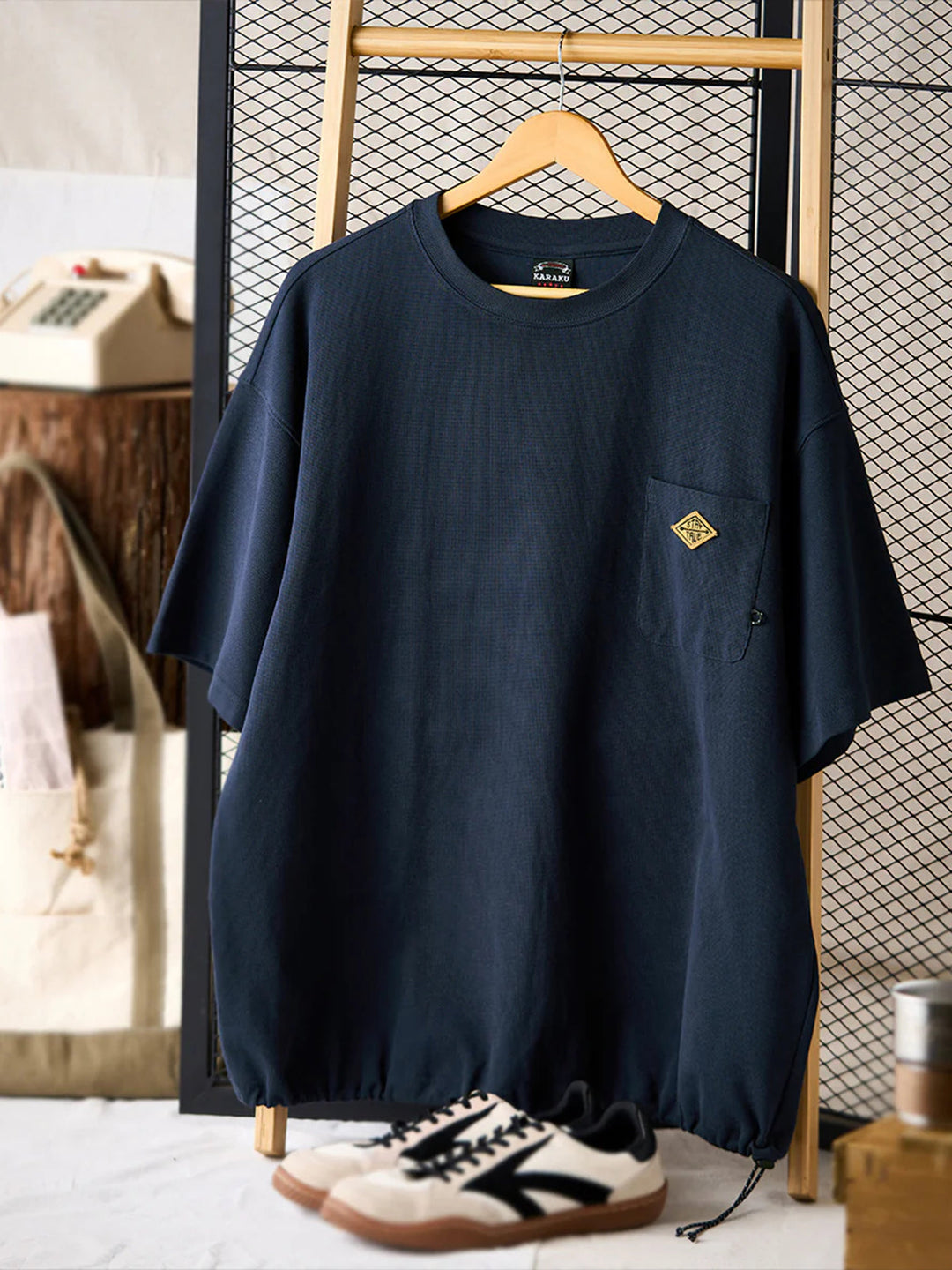 Drawstringo | T-shirt