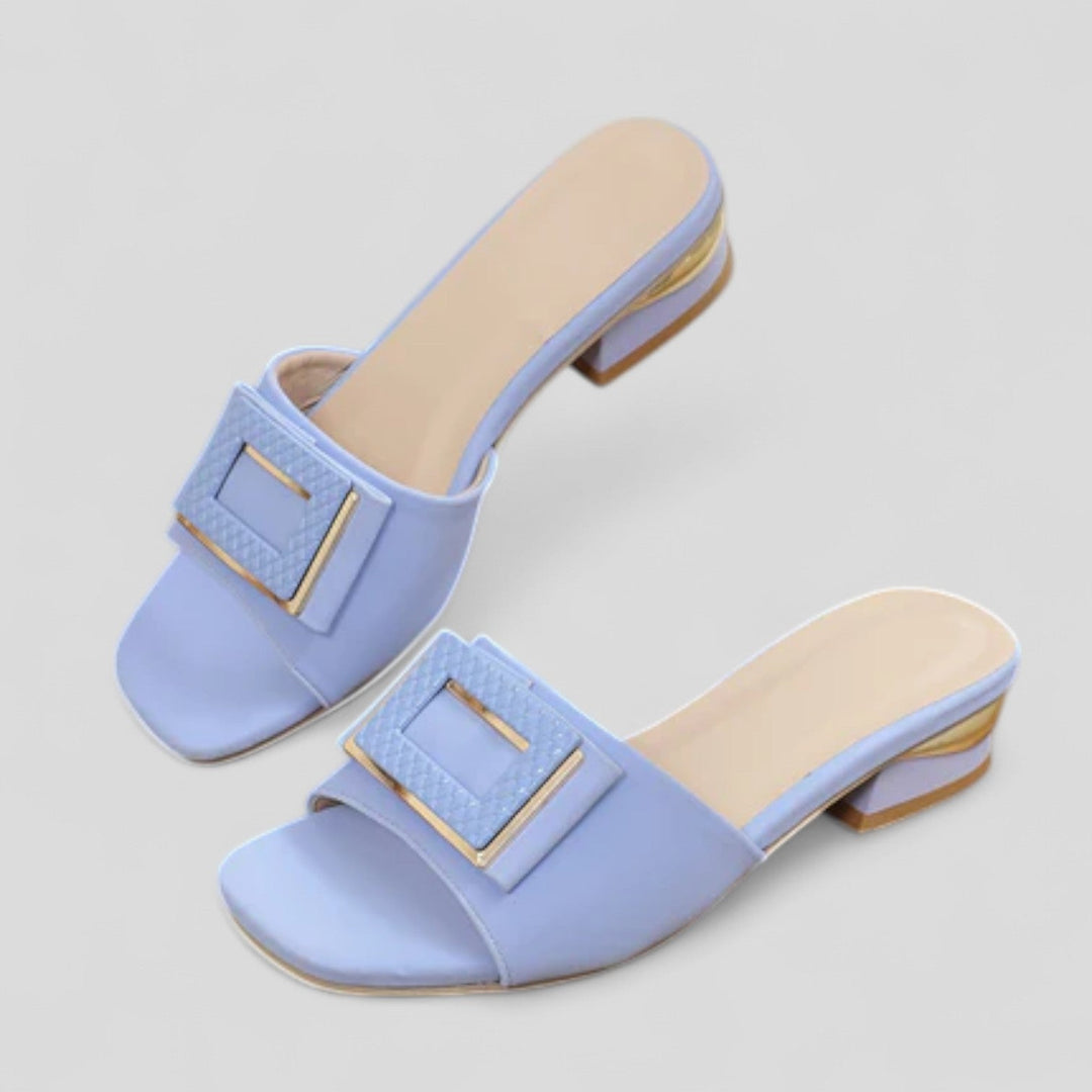 Iselina | Mules con hebilla