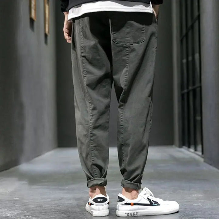 Pantalones casual para hombre