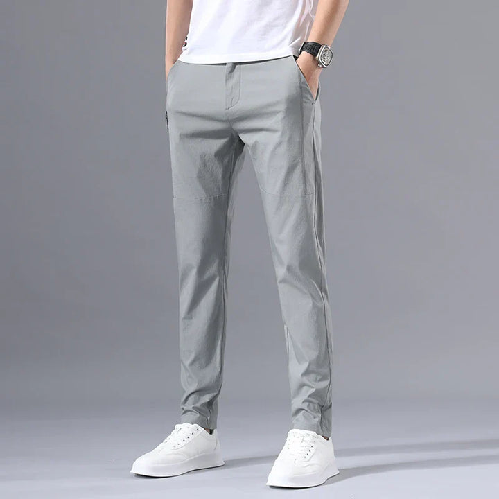 Chino informal para hombre