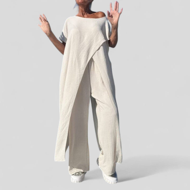 Ysamar | Mono amplio